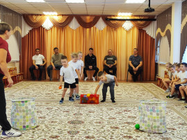 Спортивные мероприятия ко Дню отца Спортивные мероприятия ко Дню отца.